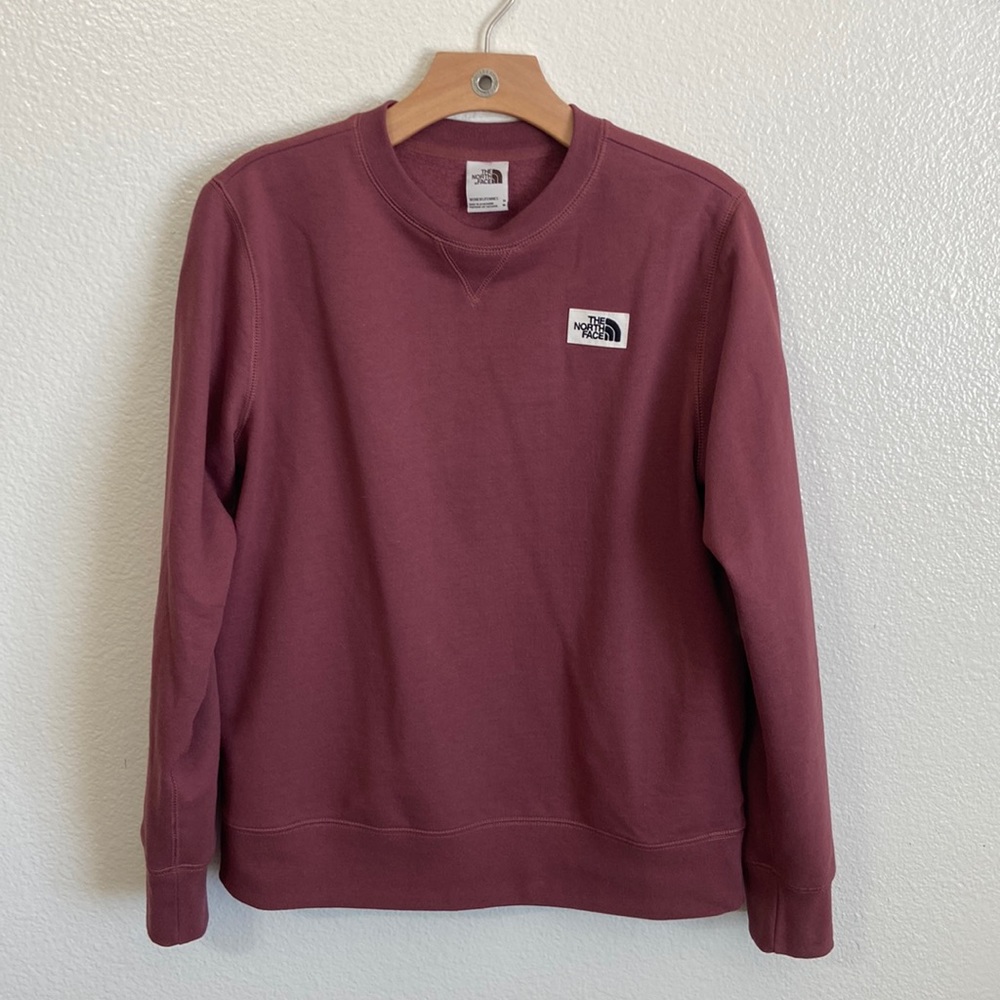 NWOT woman’s dusty pink crewneck